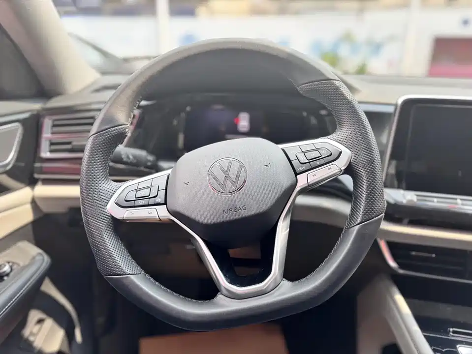 Volkswagen Tourang