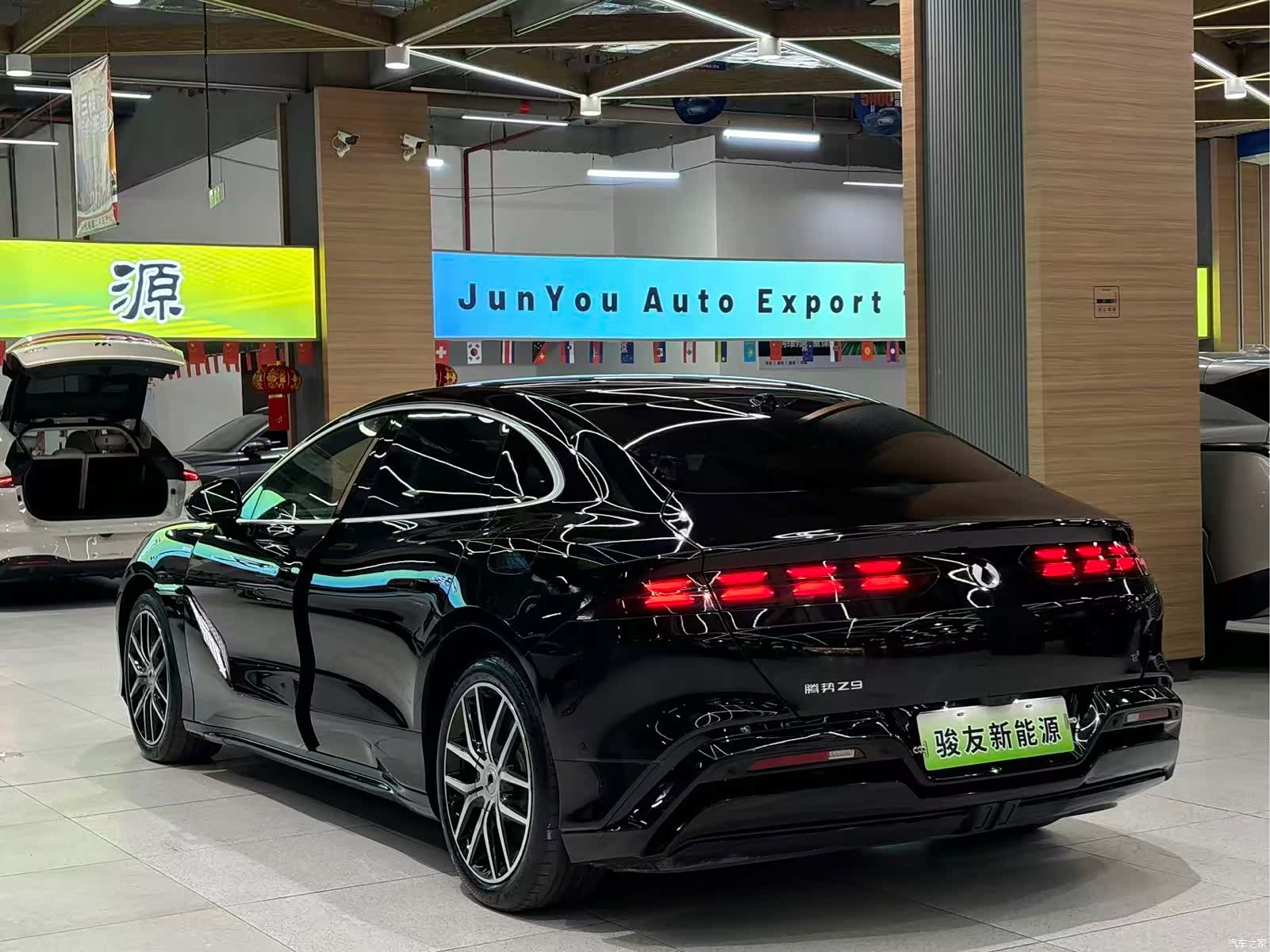 Denza Z9, 2025 7