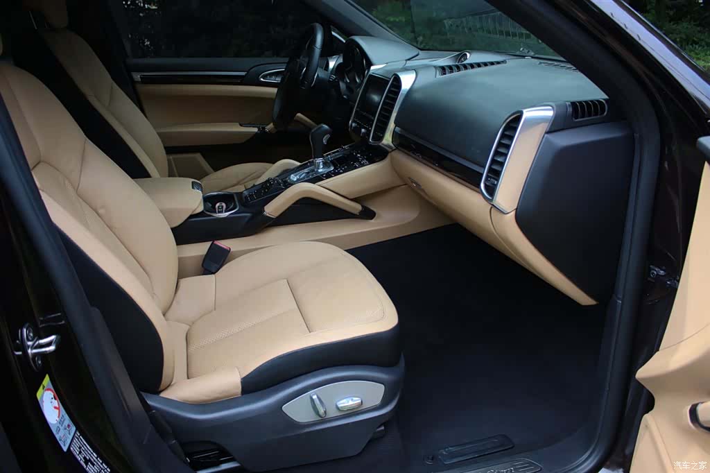 Porsche Cayenne, 2014 9