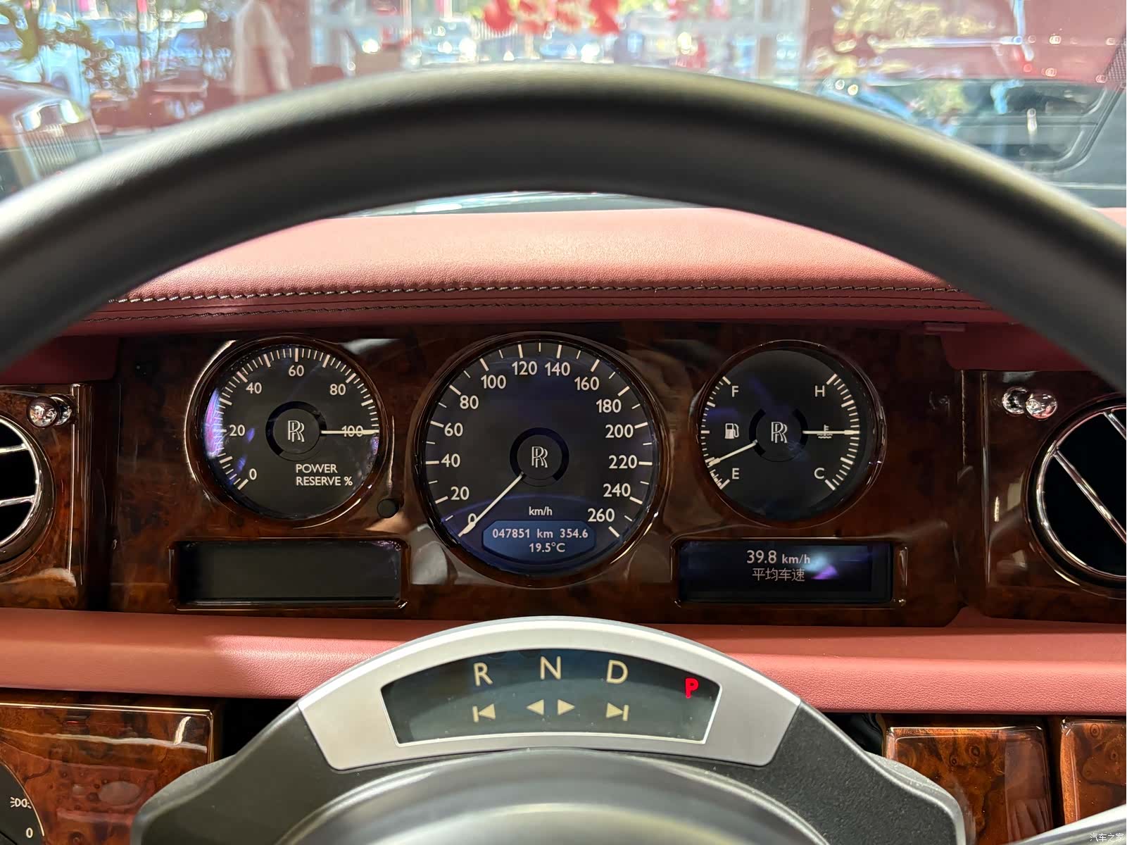 Rolls-Royce Phantom, 2012 9