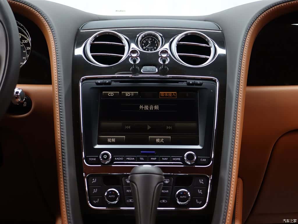 Bentley Flying Spur, 2014 14