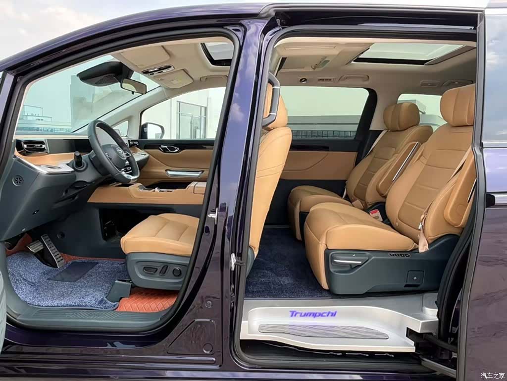 Trumpchi E8, 2024 12