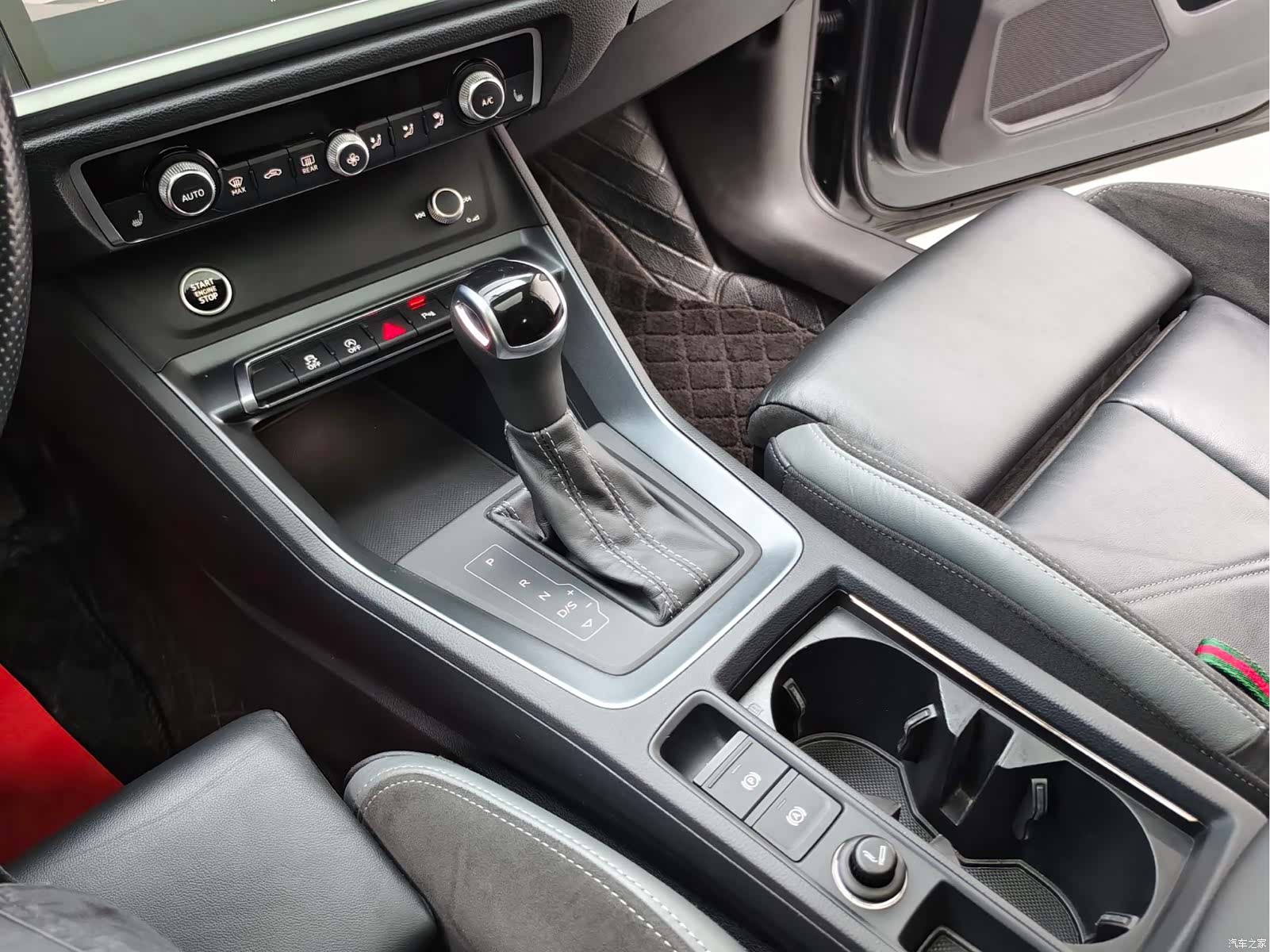 Audi Q3, 2023 17