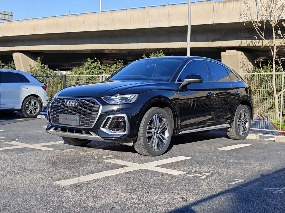 Audi Q5L Sportback