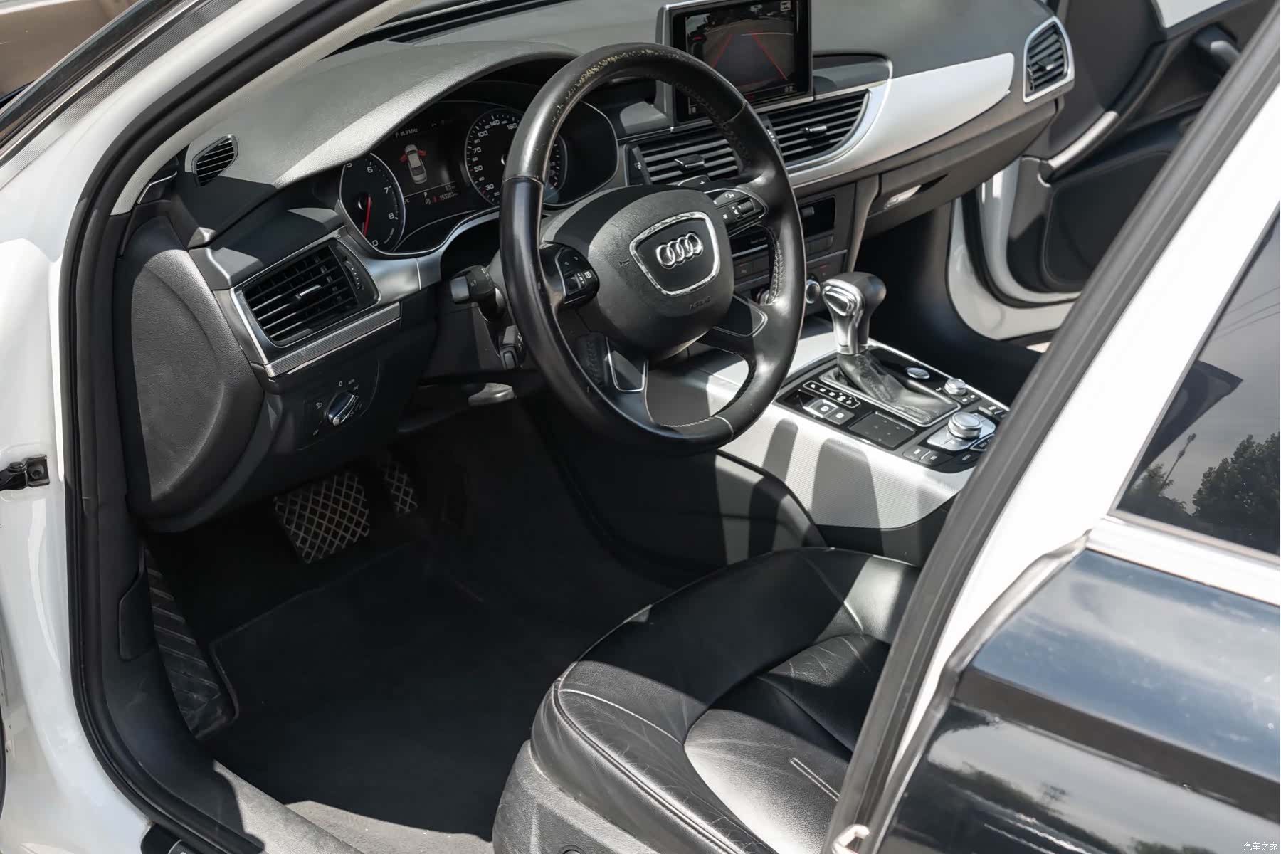 Audi A6L, 2014 10