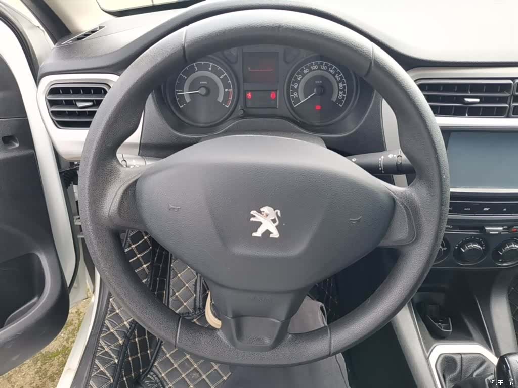 Peugeot 301, 2016 11