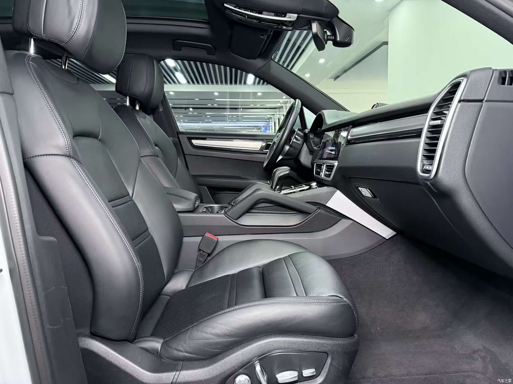 Porsche Cayenne, 2018 10