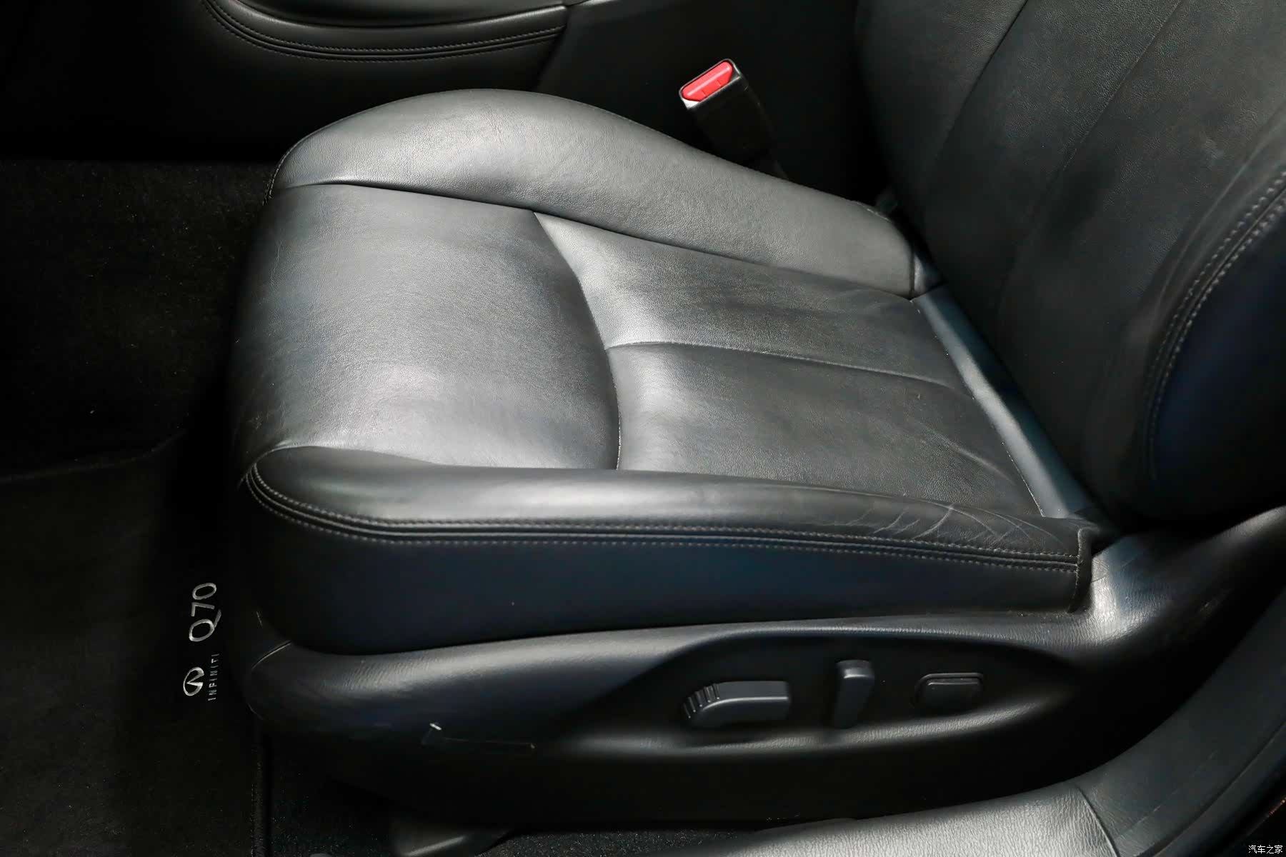 Infiniti Q70, 2016 19