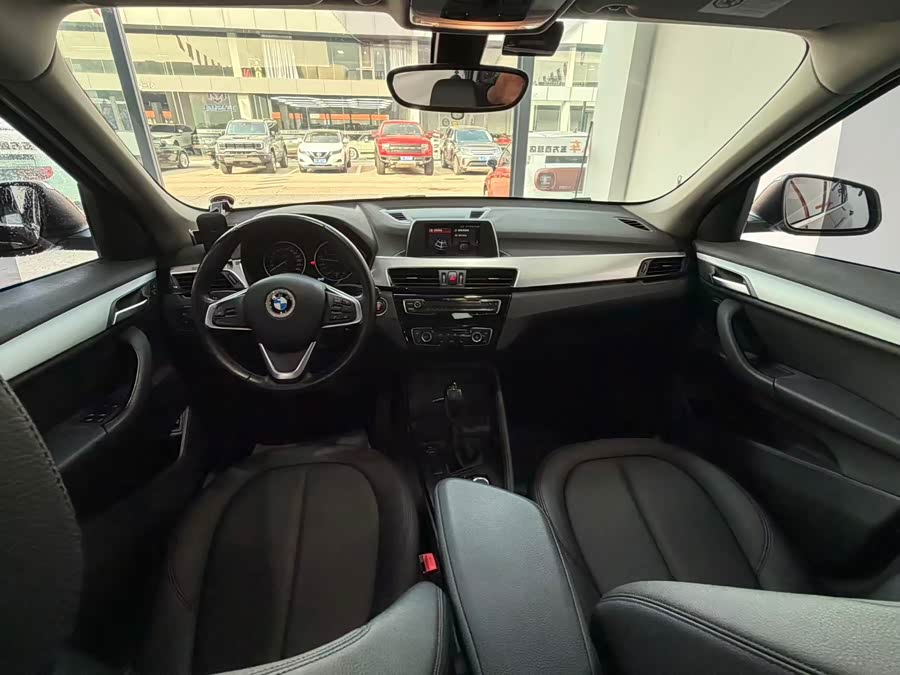 BMW X1 2018, фото 17