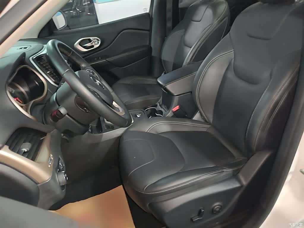 Jeep Cherokee, 2016 15
