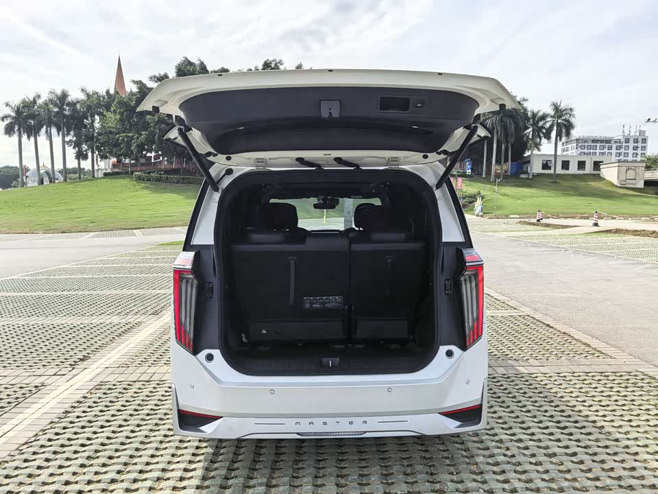 Trumpchi Trumpchi M8