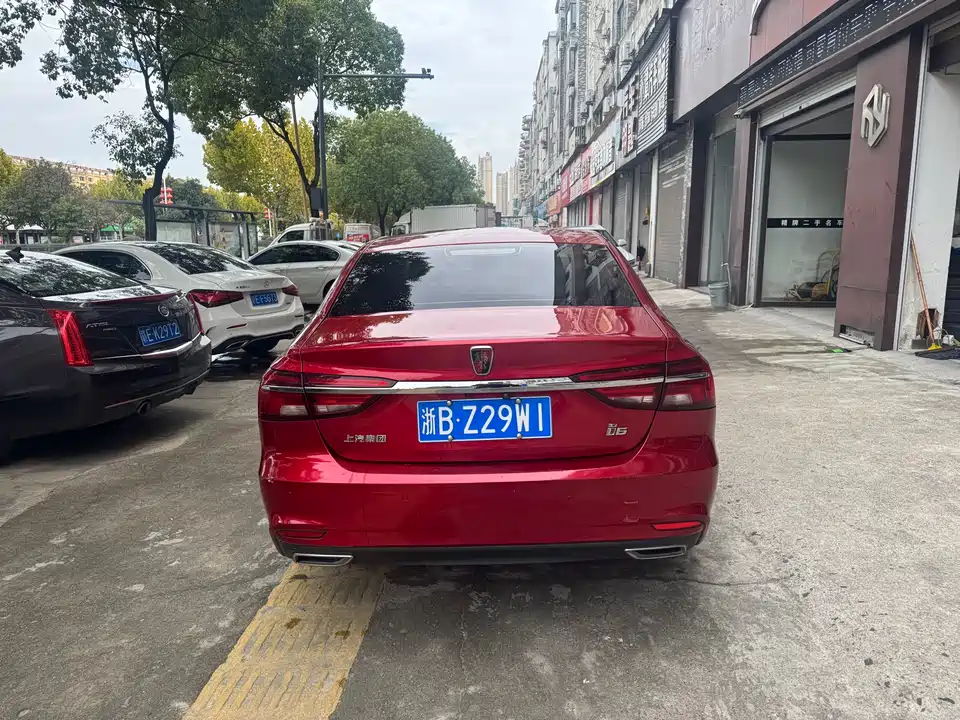 Roewe i6