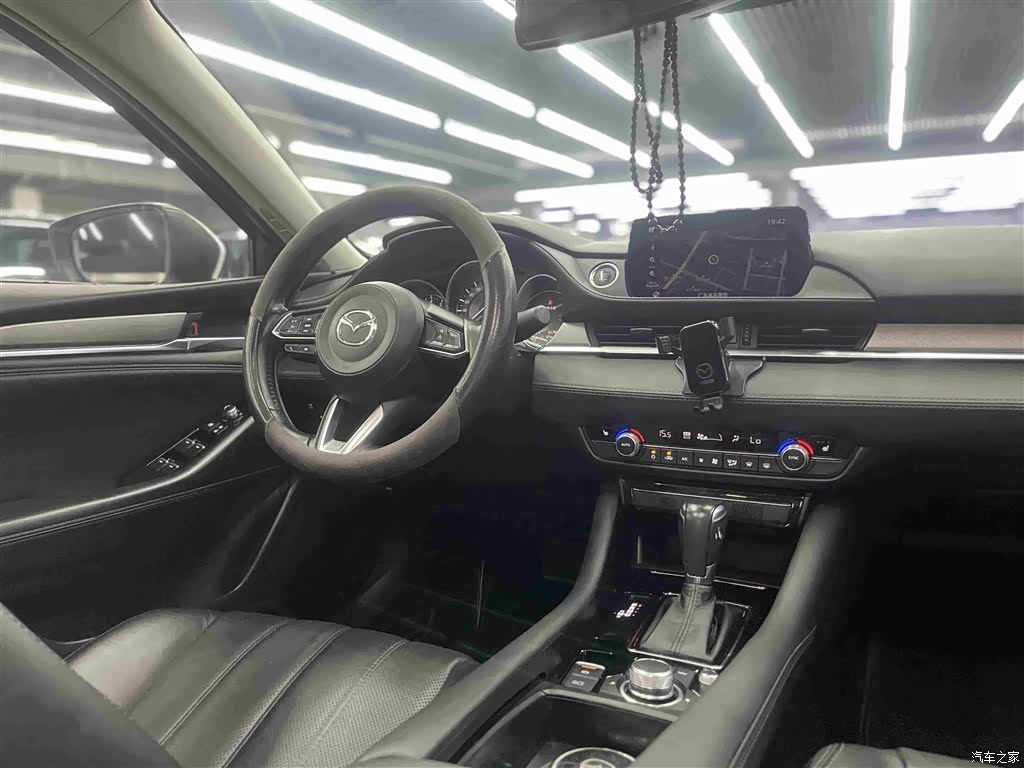 Mazda Atenza, 2021 11