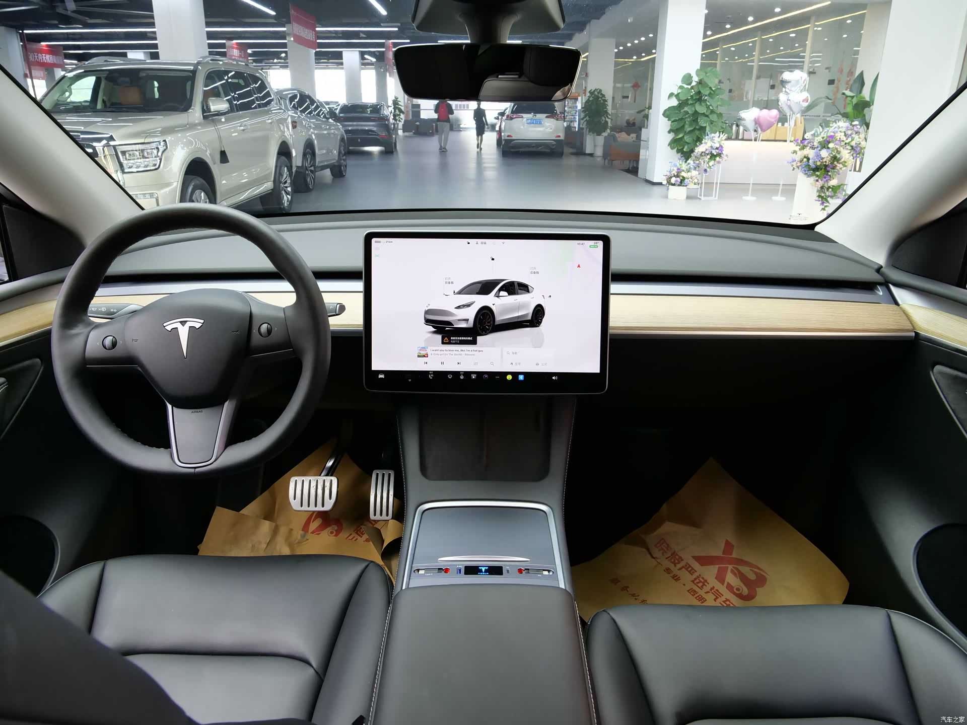 Tesla Model Y, 2021 17