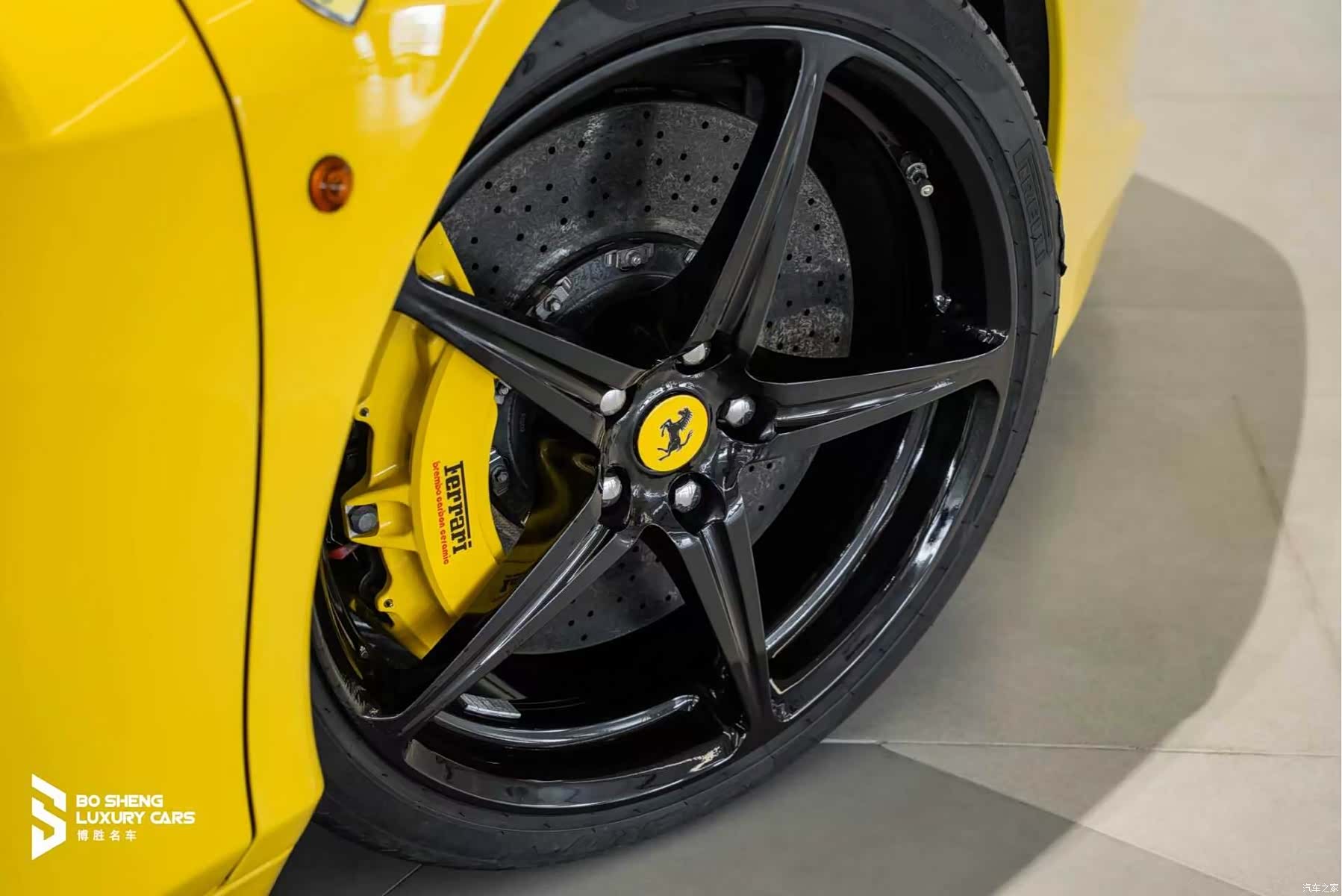 Ferrari 458, 2012 6
