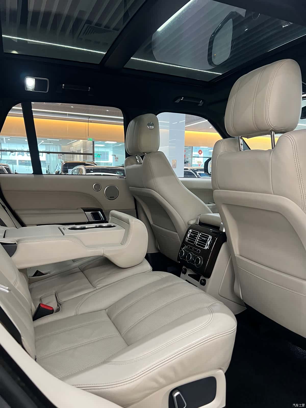 Land Rover Range Rover, 2014 9