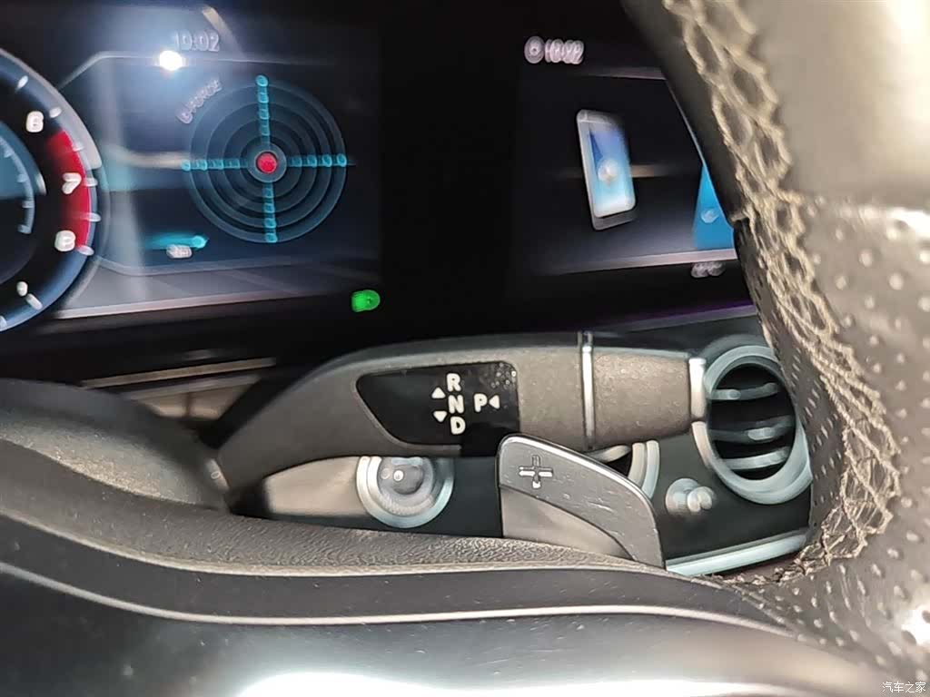 Mercedes-Benz E-Class, 2019 14