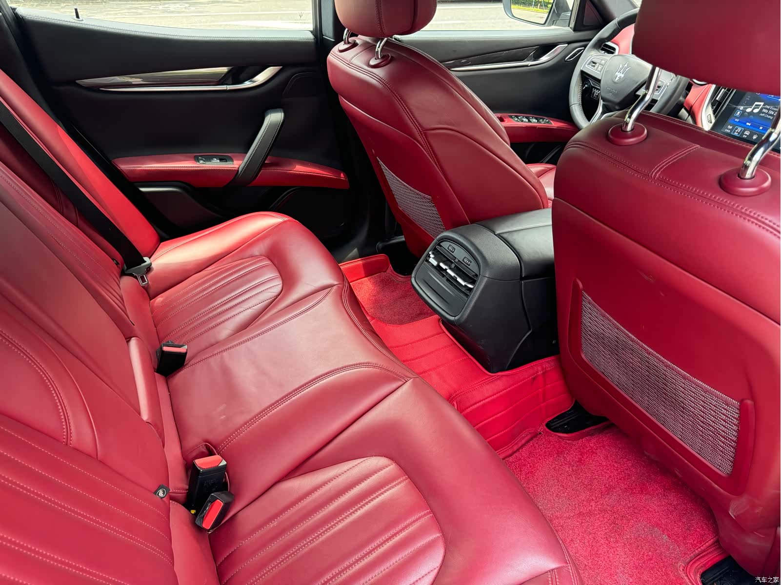 Maserati Ghibli, 2020 14