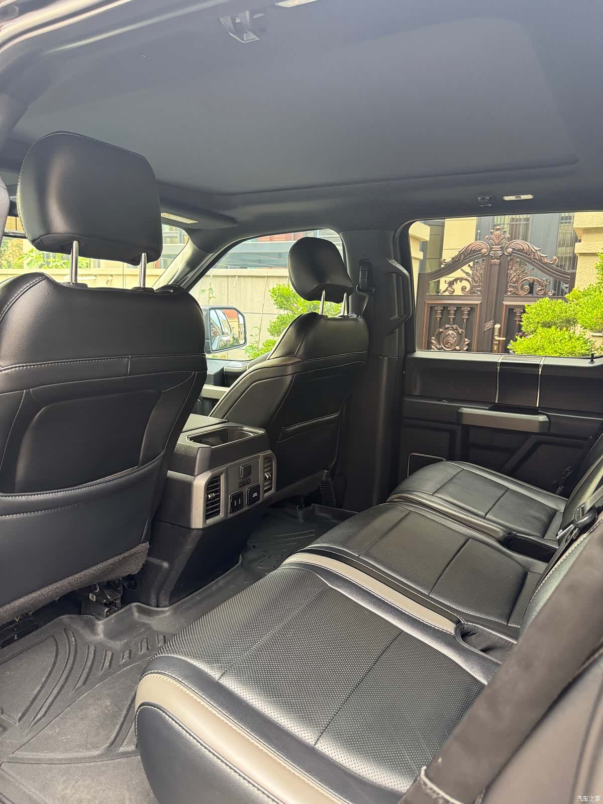 Ford F-150, 2019 все фото