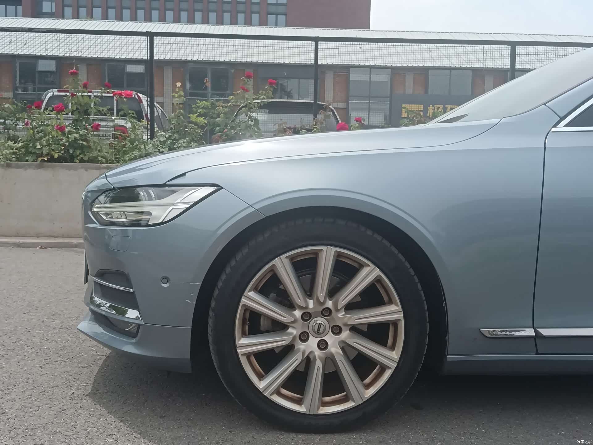 Volvo S90, 2018 все фото