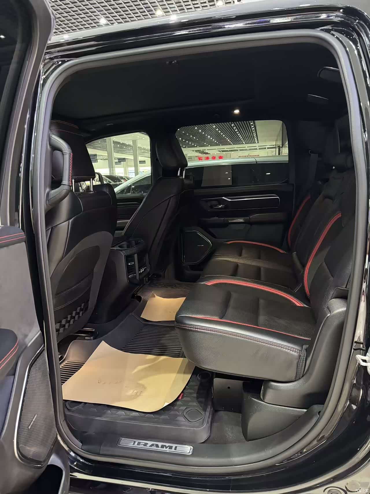 RAM Trucks, 2023 9
