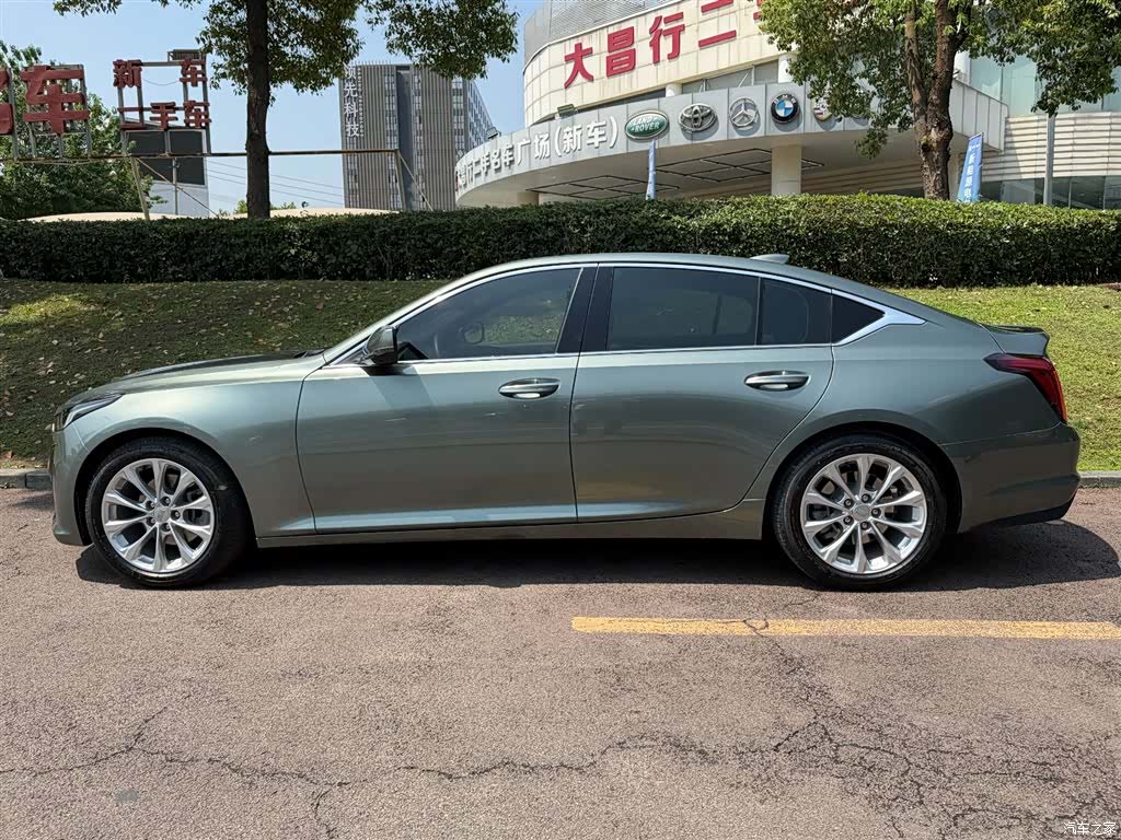 Cadillac CT5, 2023 3