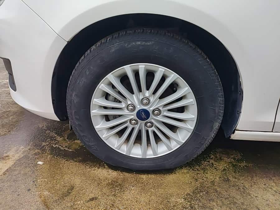 Ford Focus 2018, фото 23