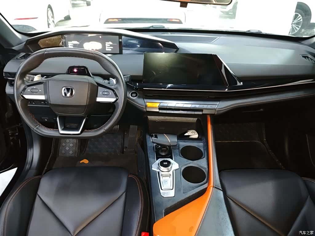 Changan UNI-V, 2023 10