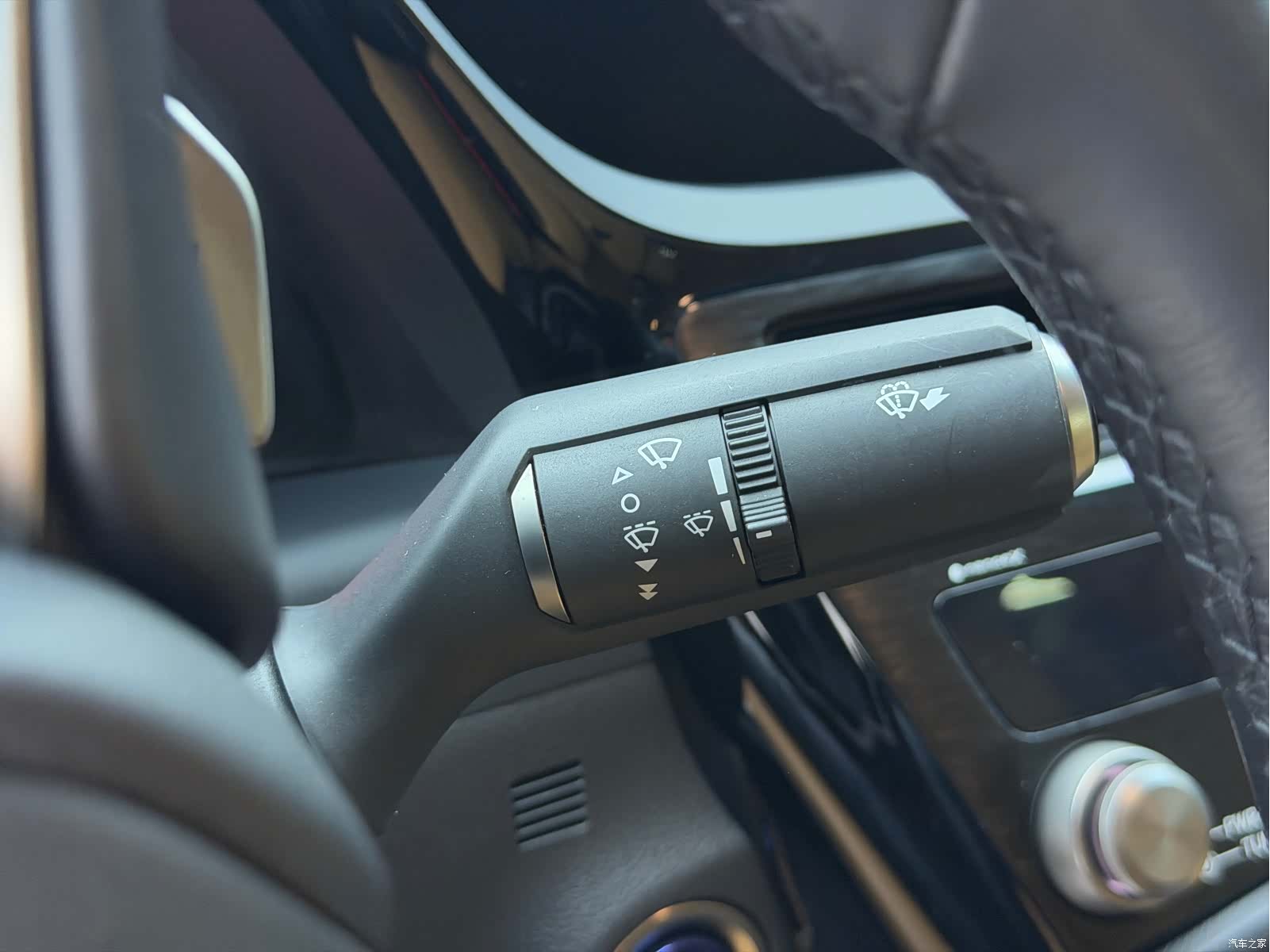 Lexus ES, 2022 11