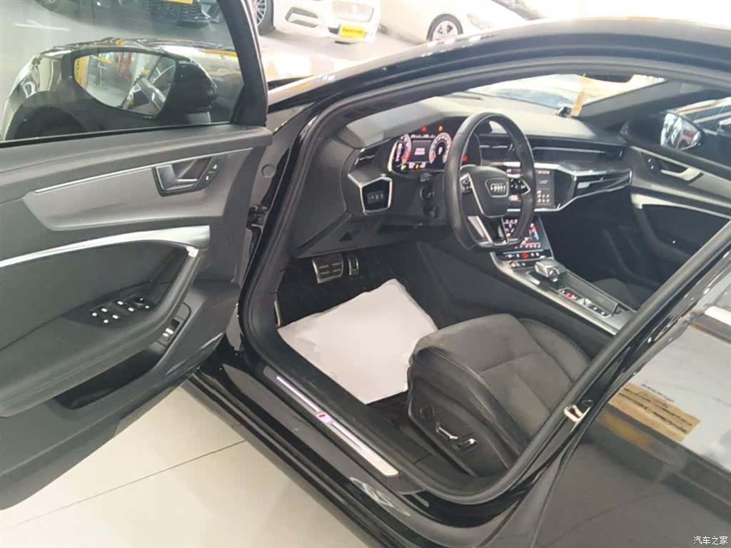 Audi A6L, 2021 14
