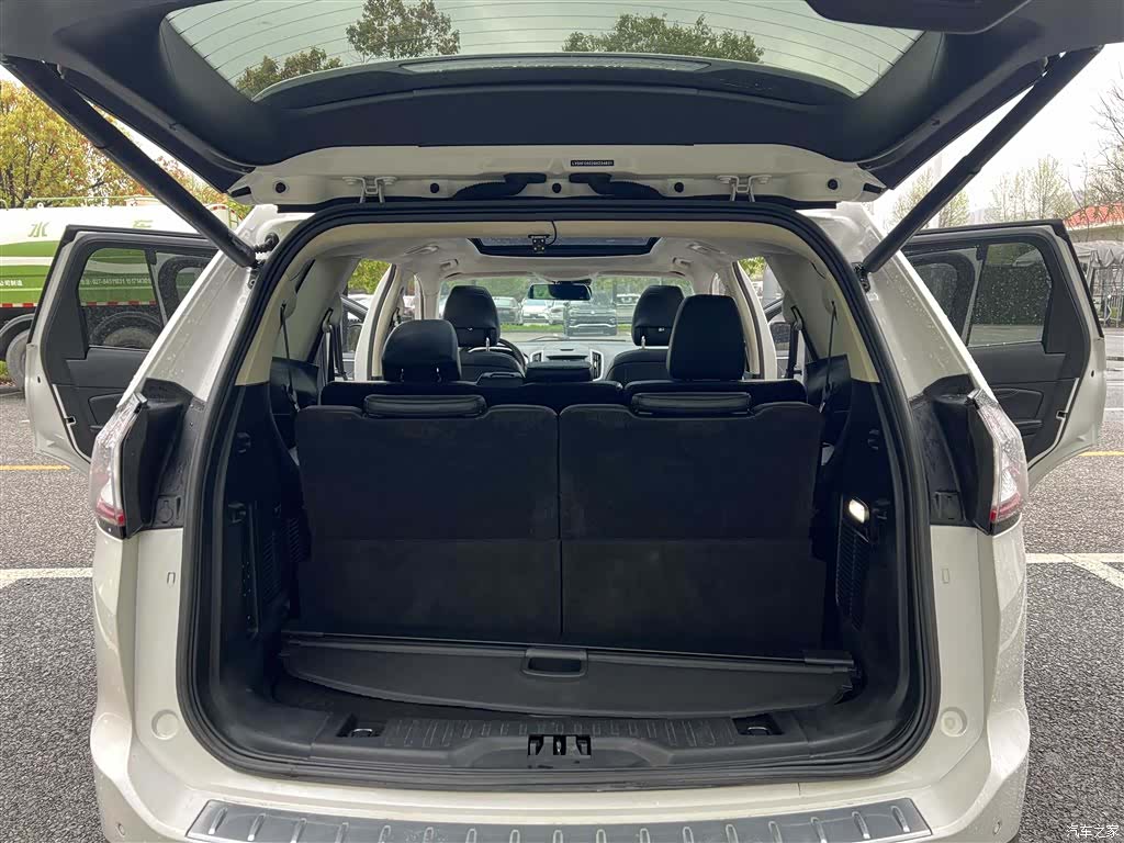Ford Edge, 2017 32