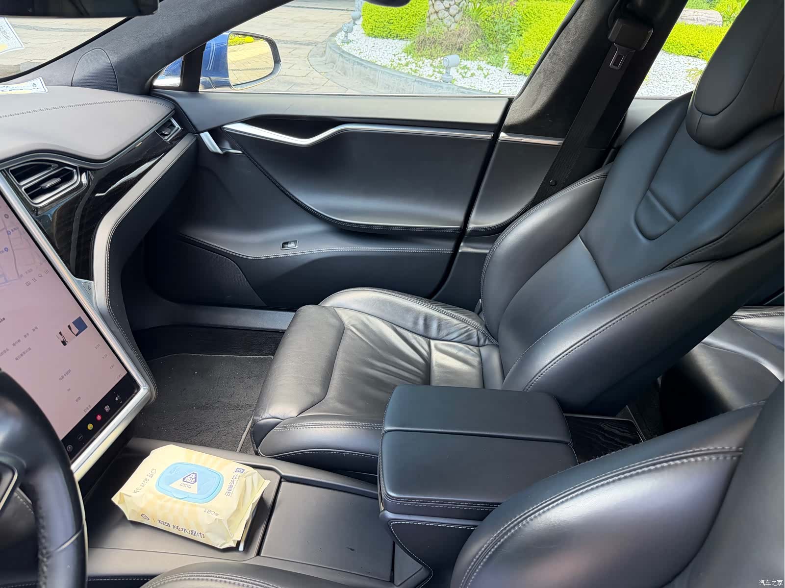 Tesla Model S, 2017 все фото