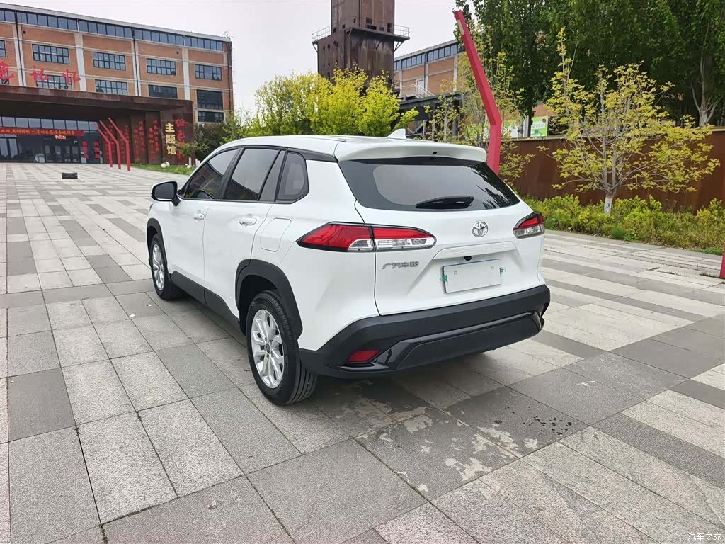 Toyota Frontlander, 2023 14
