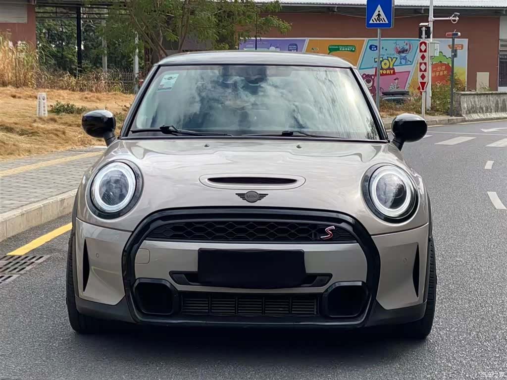 Mini Cooper, 2021 2
