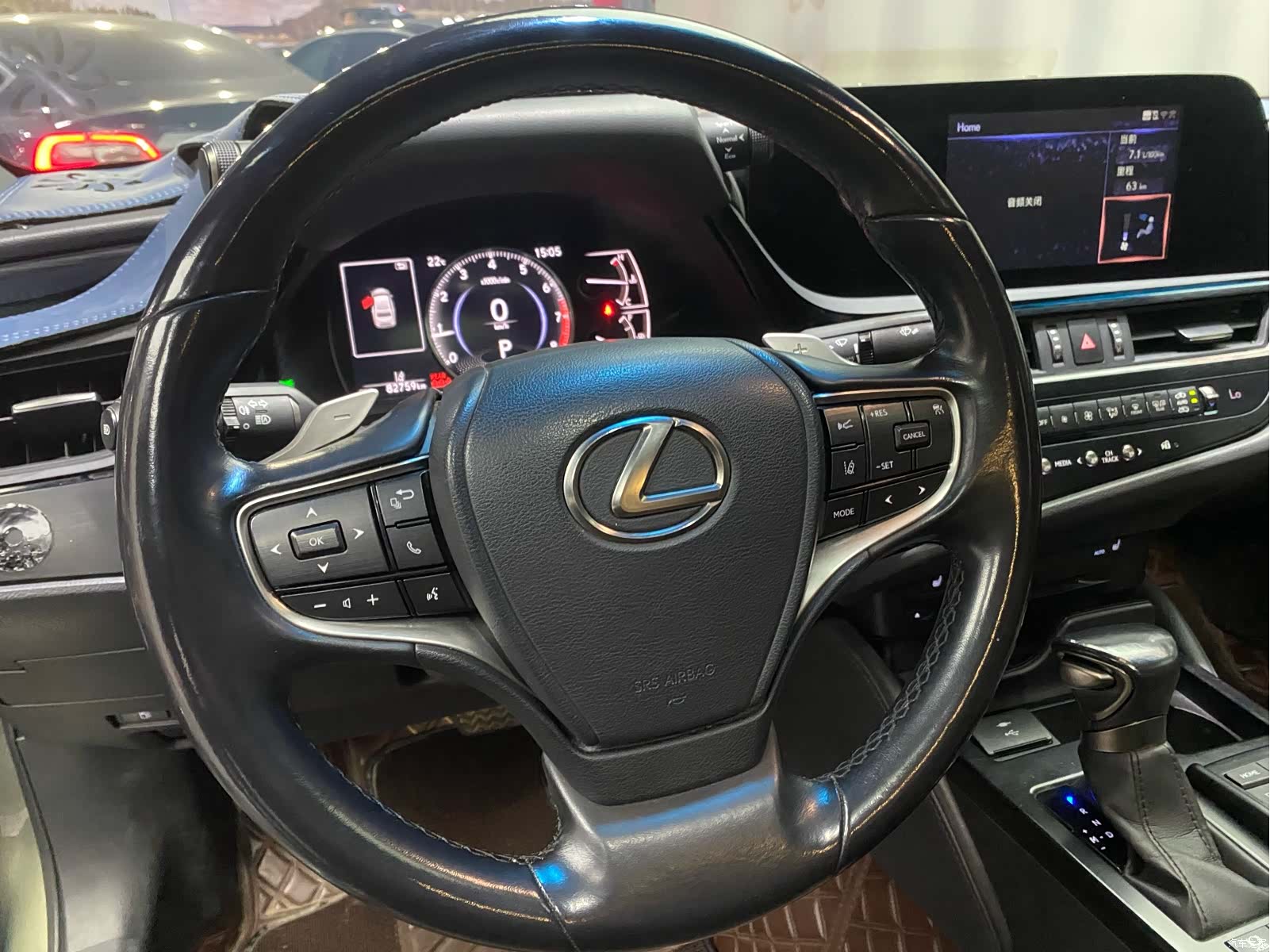 Lexus ES, 2022 11
