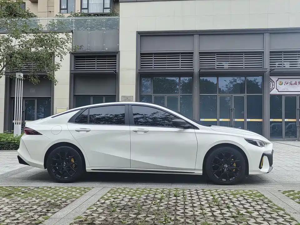 Trumpchi Shadow Leopard