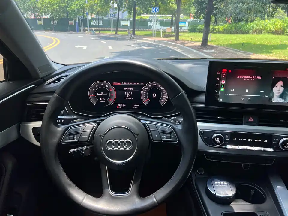 Audi A4L