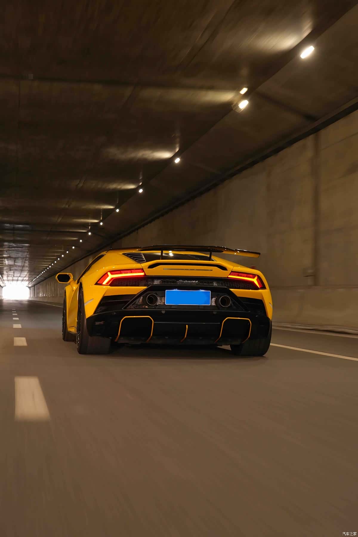 Lamborghini Huracán, 2020 4