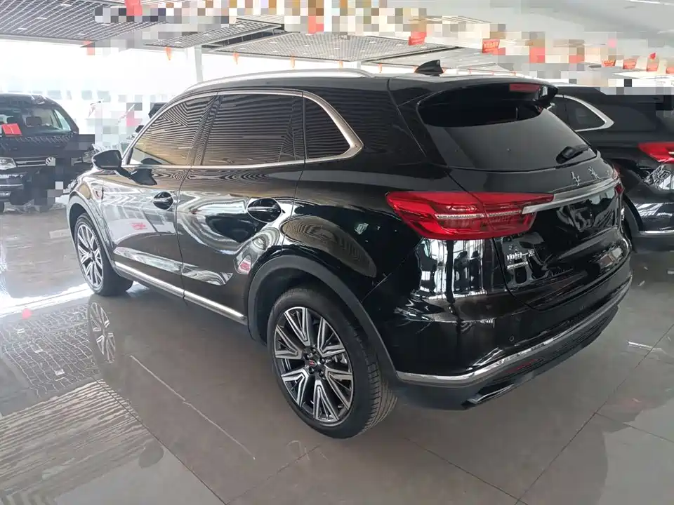 Hongqi HS5