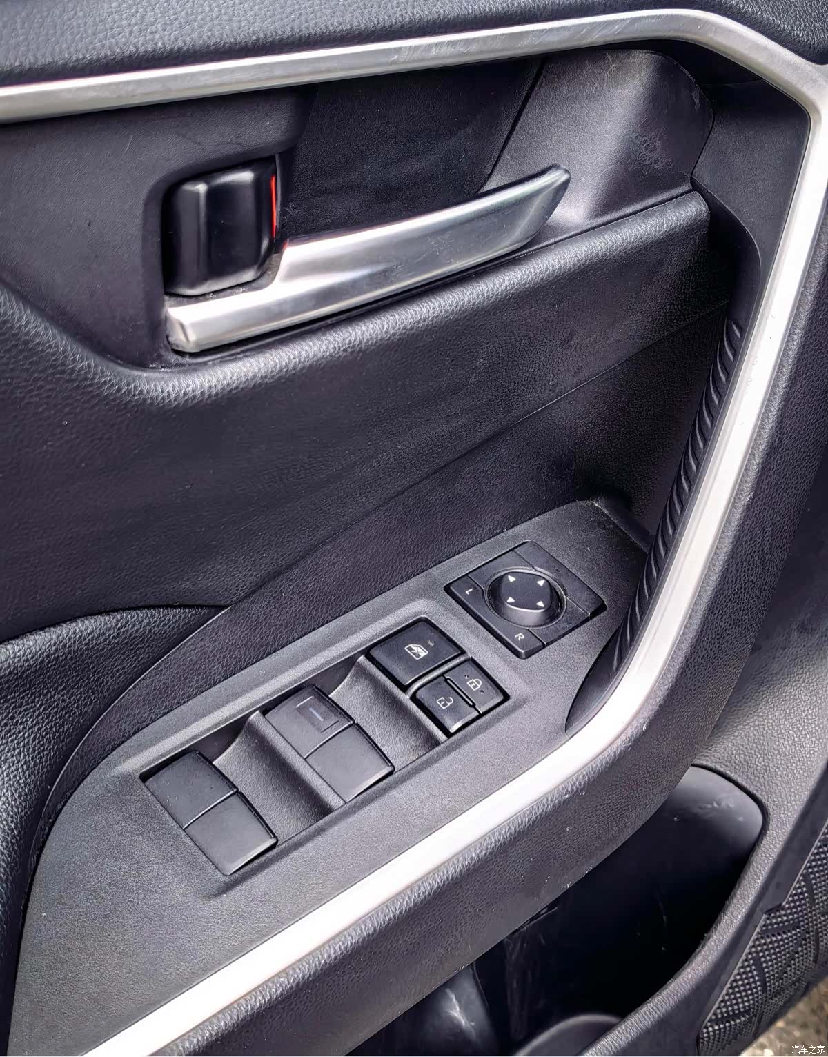 Toyota Wildlander, 2020 14