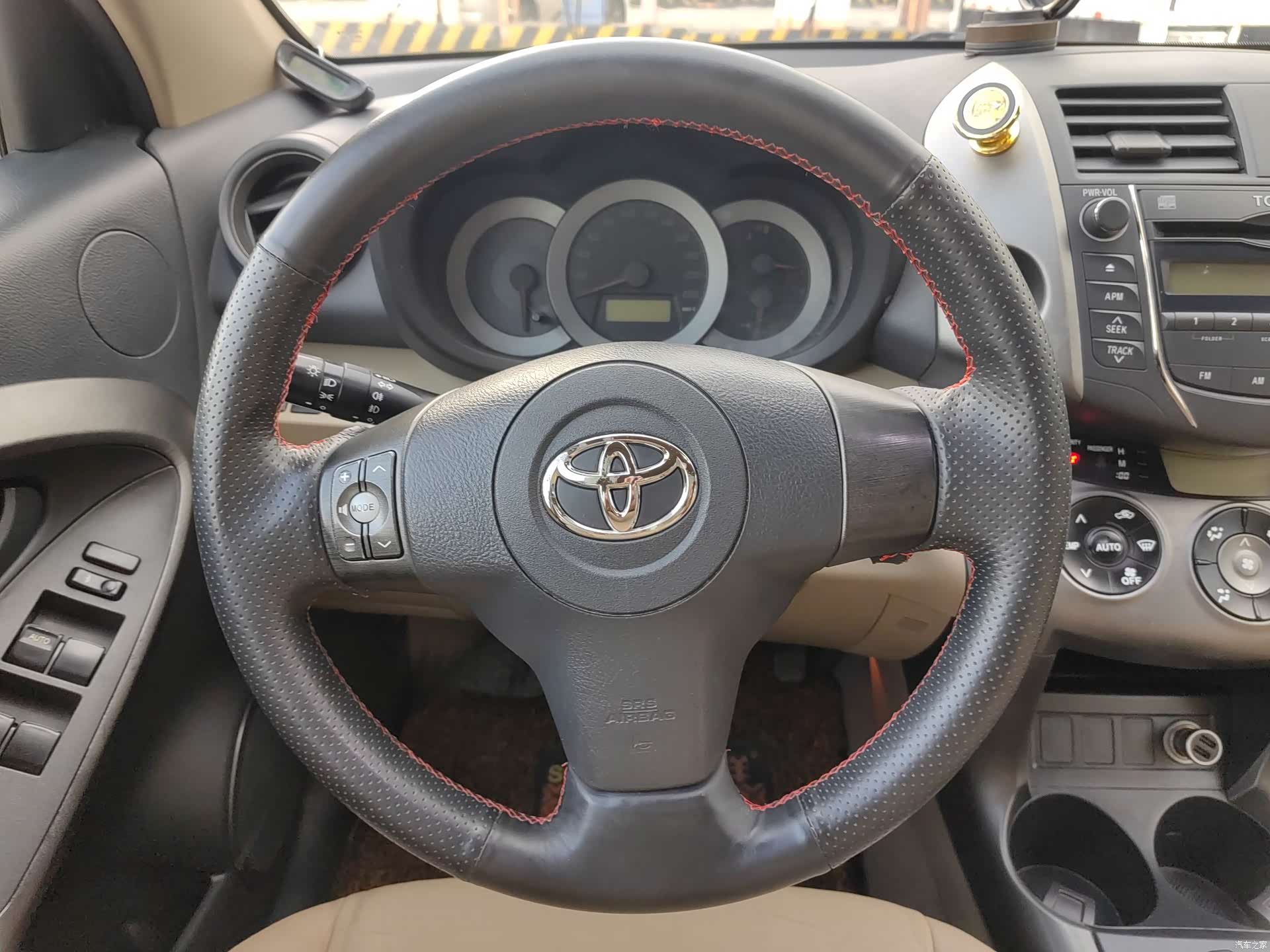 Toyota RAV4, 2012 15