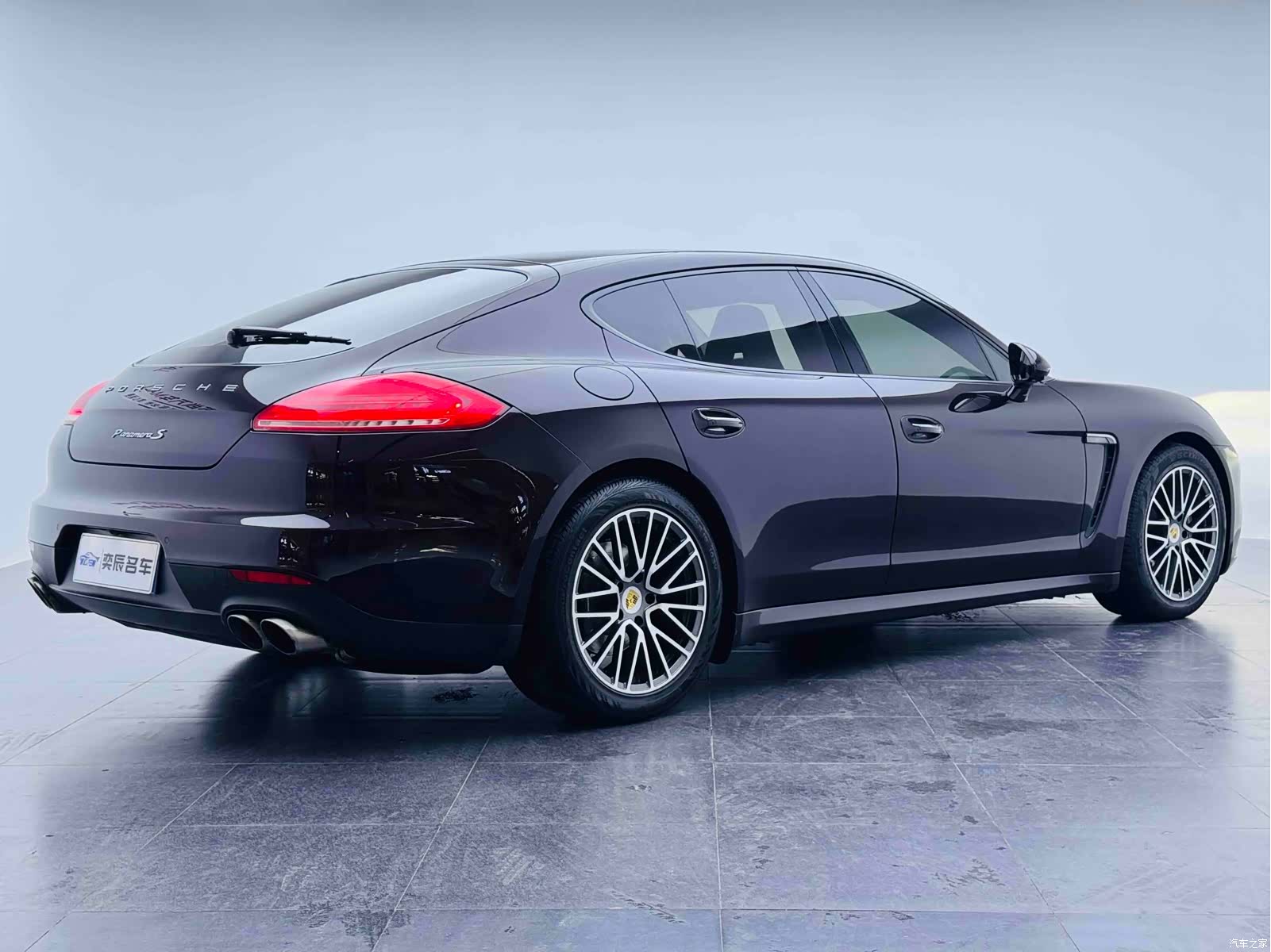 Porsche Panamera, 2014 6