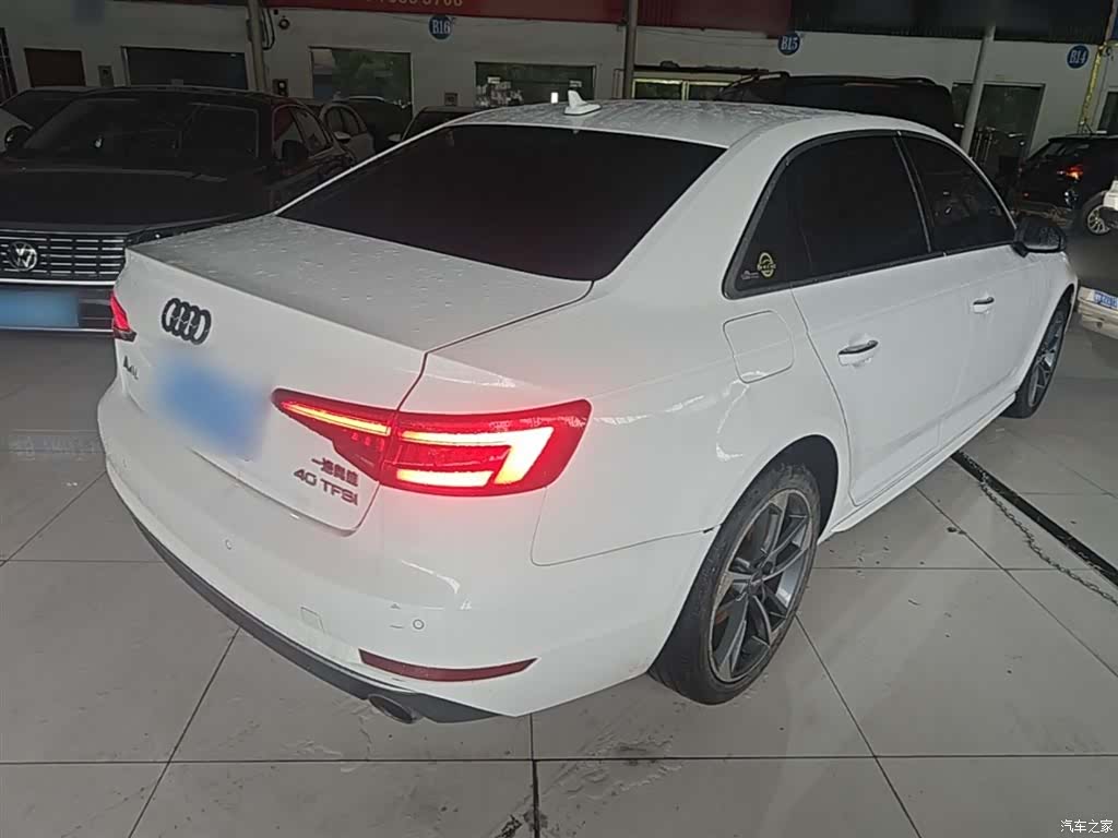 Audi A4L, 2018 7