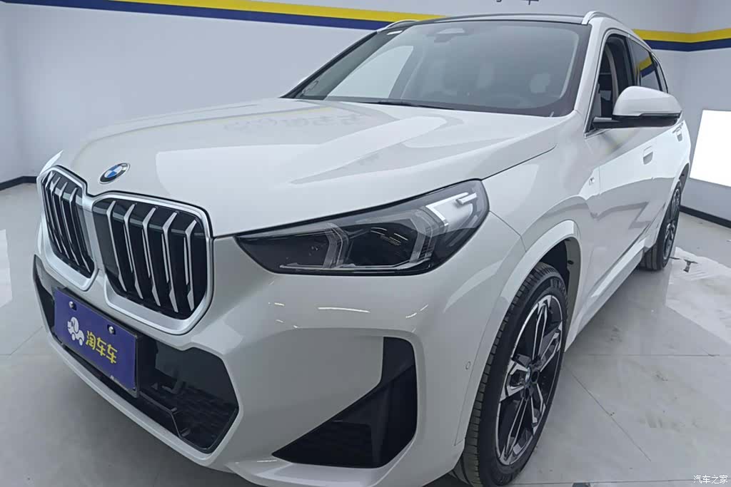 BMW X1, 2025 все фото