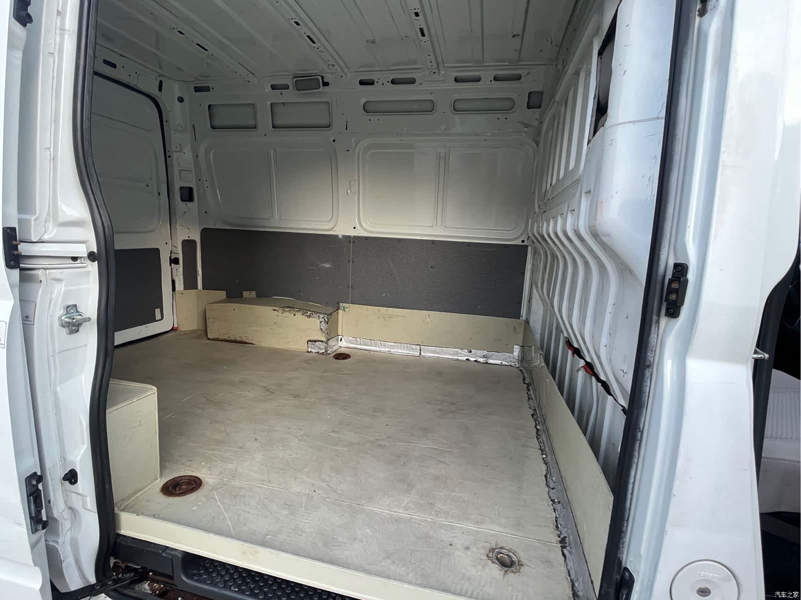 Maxus V80, 2021 11