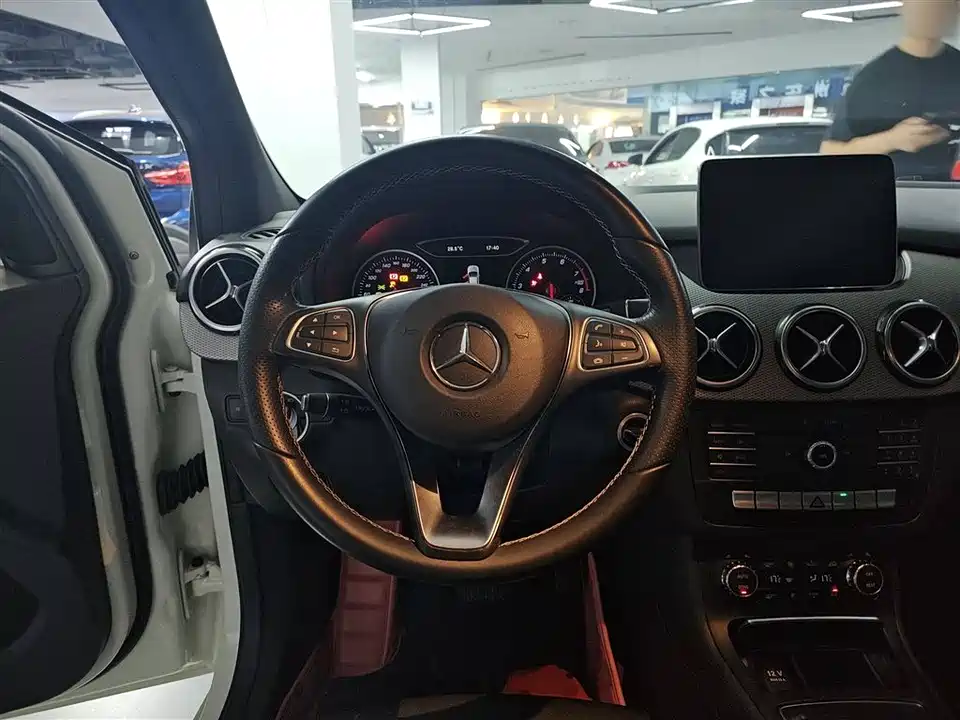 Mercedes-Benz Class B