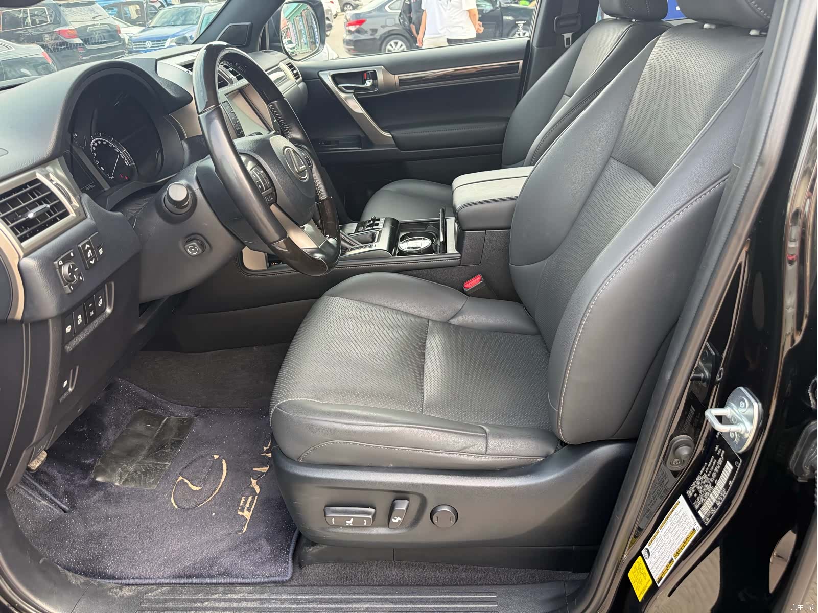 Lexus GX, 2021 3
