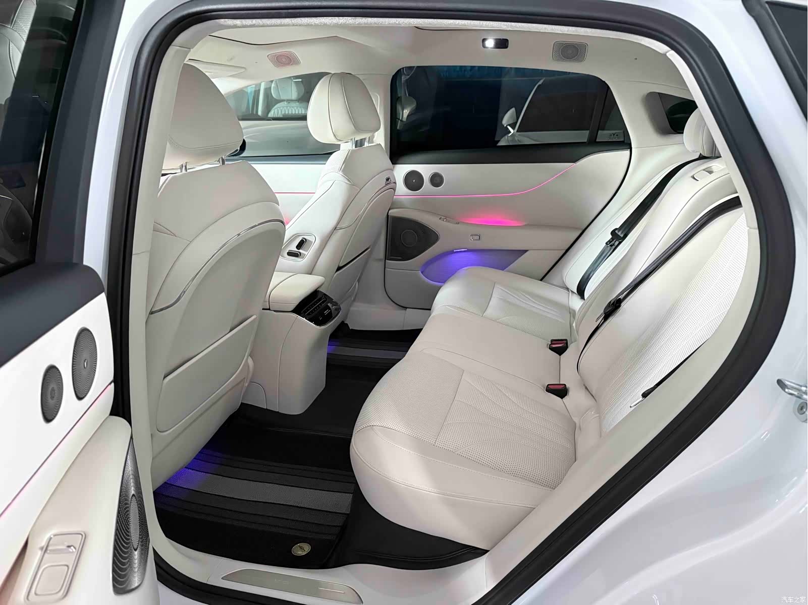 Voyah Passion, 2025 7