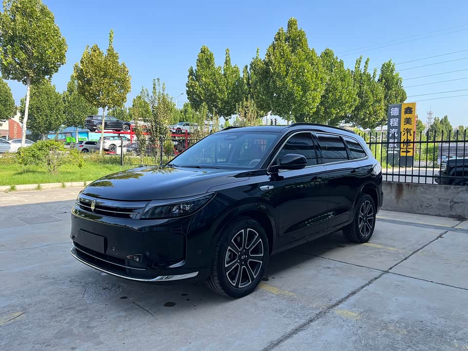 AITO Ask the world M7