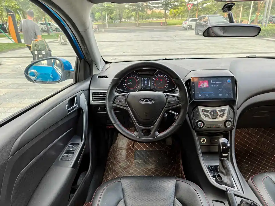 Chery Arrizo 5